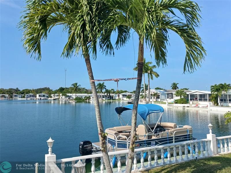 210 Lake Shore Dr, Pembroke Park, FL 33009 Photo