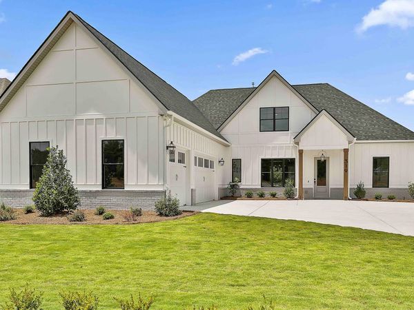 319 Ruffian Circle, Unit 71, Peachtree City, GA 30269