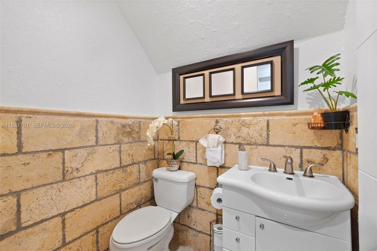 18401 SW 115th Ave, Miami, FL 33157 Photo