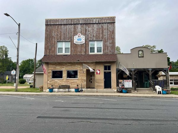 107 MAIN STREET NORTH, Rosholt, WI 54473