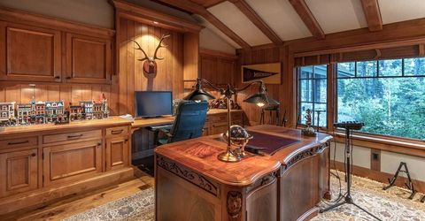 8133 Valhalla Drive, Truckee, CA 96161 Photo