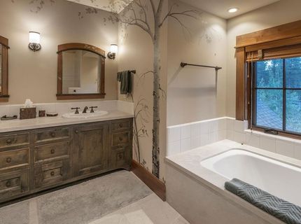 8133 Valhalla Drive, Truckee, CA 96161 Photo