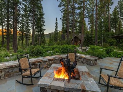 8133 Valhalla Drive, Truckee, CA 96161 Photo