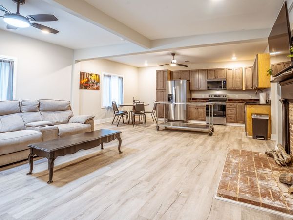 20805 Seminary St, Hollow Rock, TN 38342