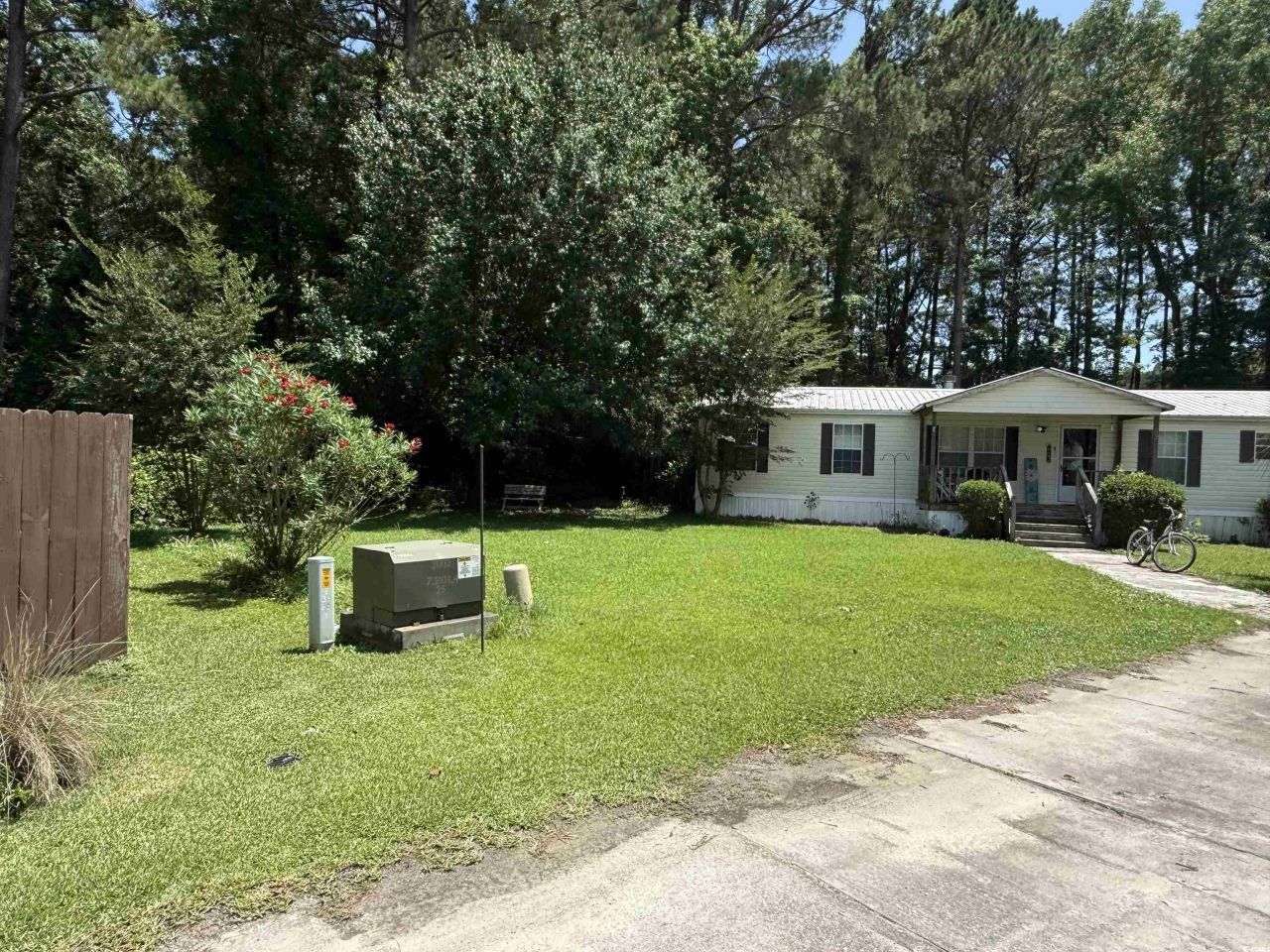 949 Folly Rd. Photo 9