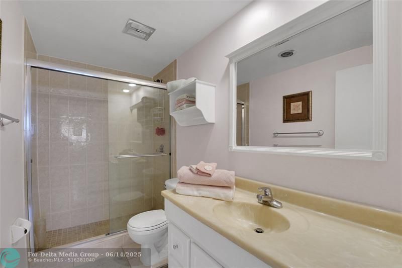 3200 NE 36th Street, Unit 319, Fort Lauderdale, FL 33308 Photo