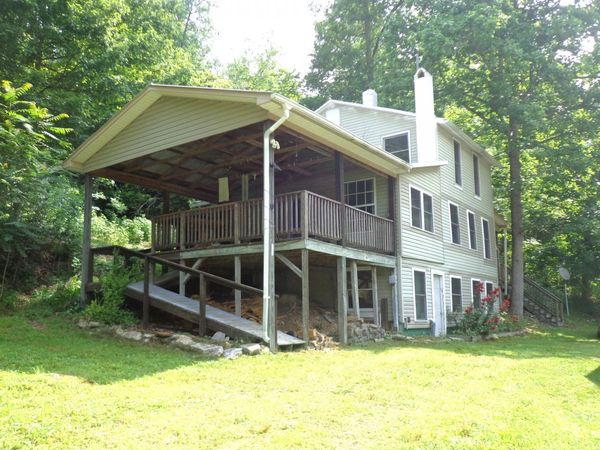1342 Russell Creek Rd, Lobelville, TN 37097