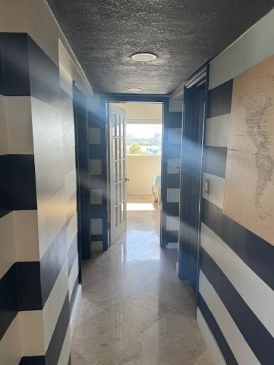 300 Oregon Street, Unit 401, Hollywood, FL 33019 Photo