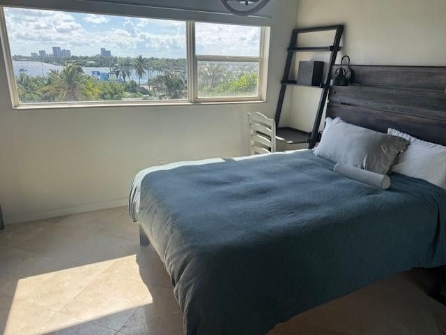 300 Oregon Street, Unit 401, Hollywood, FL 33019 Photo