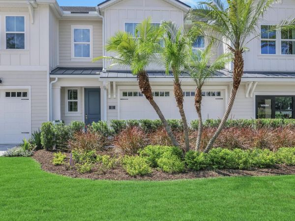 397 OAKMOSS Drive, St. Johns, FL 32259