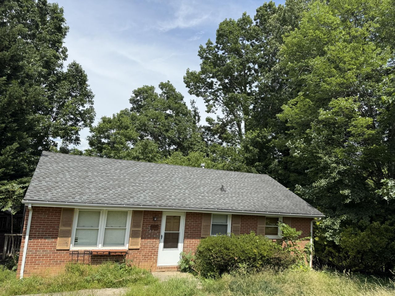 919 Glenn Ridge Rd Nw, Roanoke, VA 24017 Main Photo