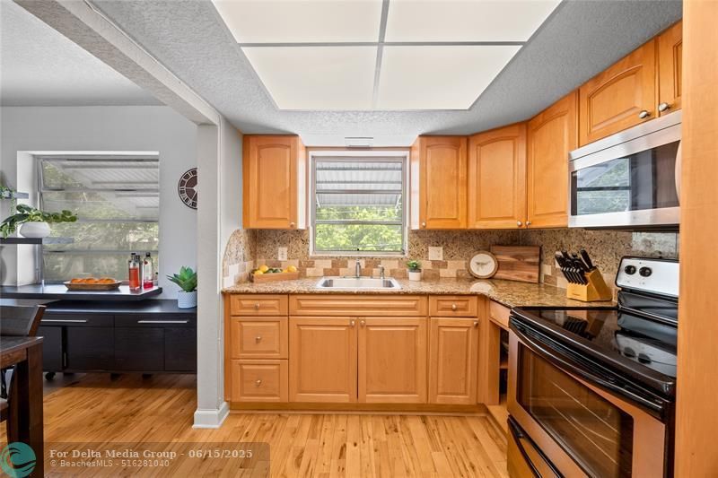 3847 S Circle Drive, Unit 11, Hollywood, FL 33021 Photo