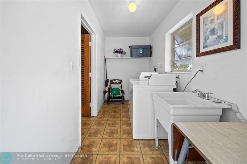 3847 S Circle Drive, Unit 11, Hollywood, FL 33021 Photo