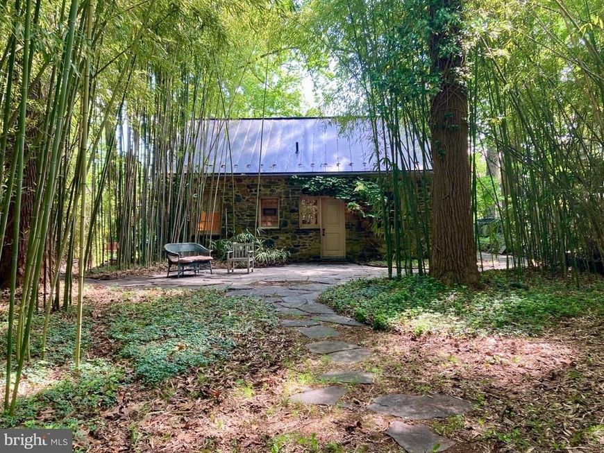 6240 Woodcrest Avenue, Baltimore, MD 21209 Main Photo