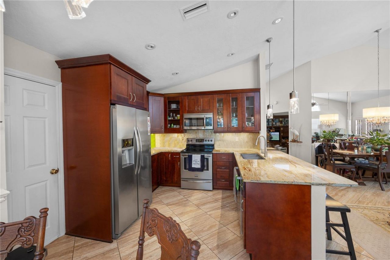 7716 Geneva Lane, Sarasota, FL 34243 Photo