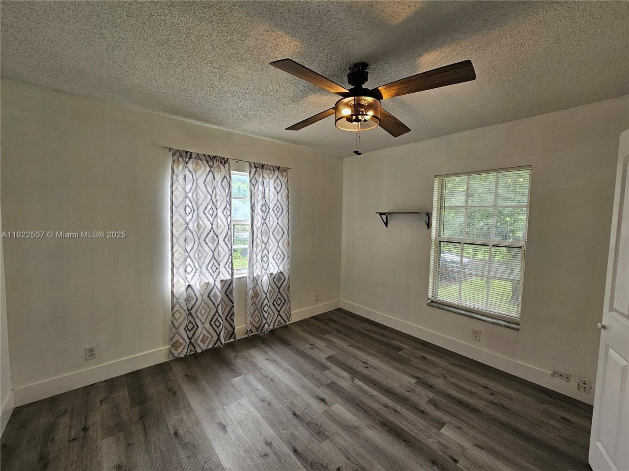 800 NW 15th Ave, Fort Lauderdale, FL 33311 Photo