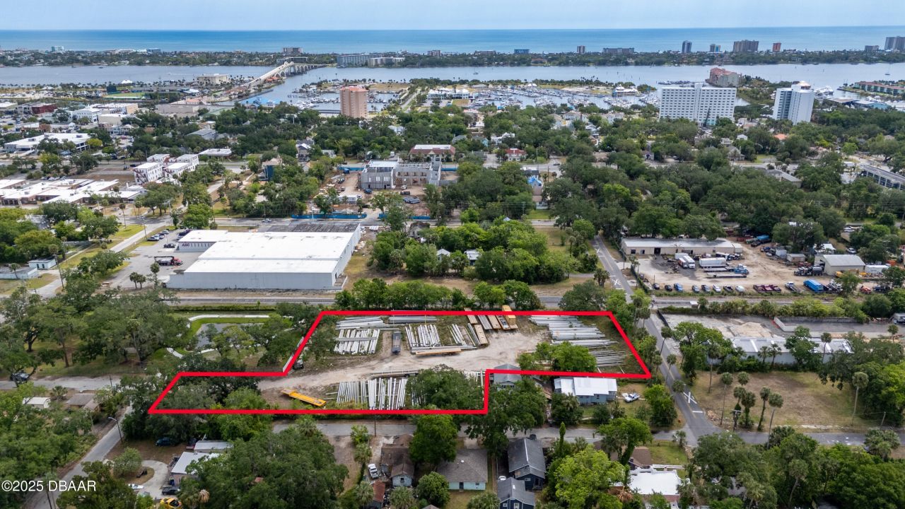 507 Wallace Street, Daytona Beach, FL 32114 Main Photo