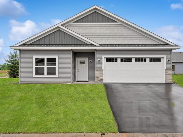 4901 Education Drive N, Hugo, MN 55038