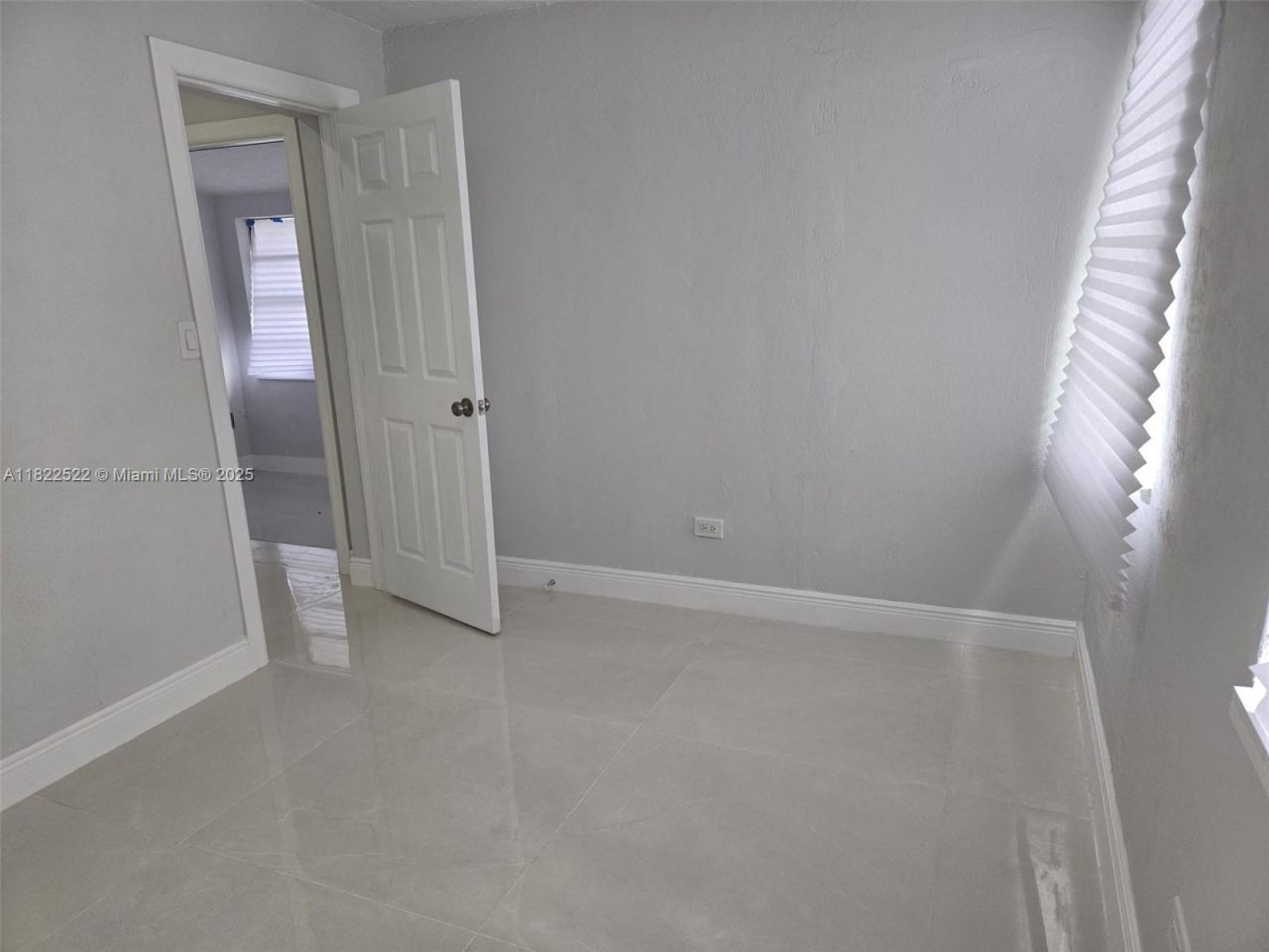 257 E 38th St, Hialeah, FL 33013 Photo