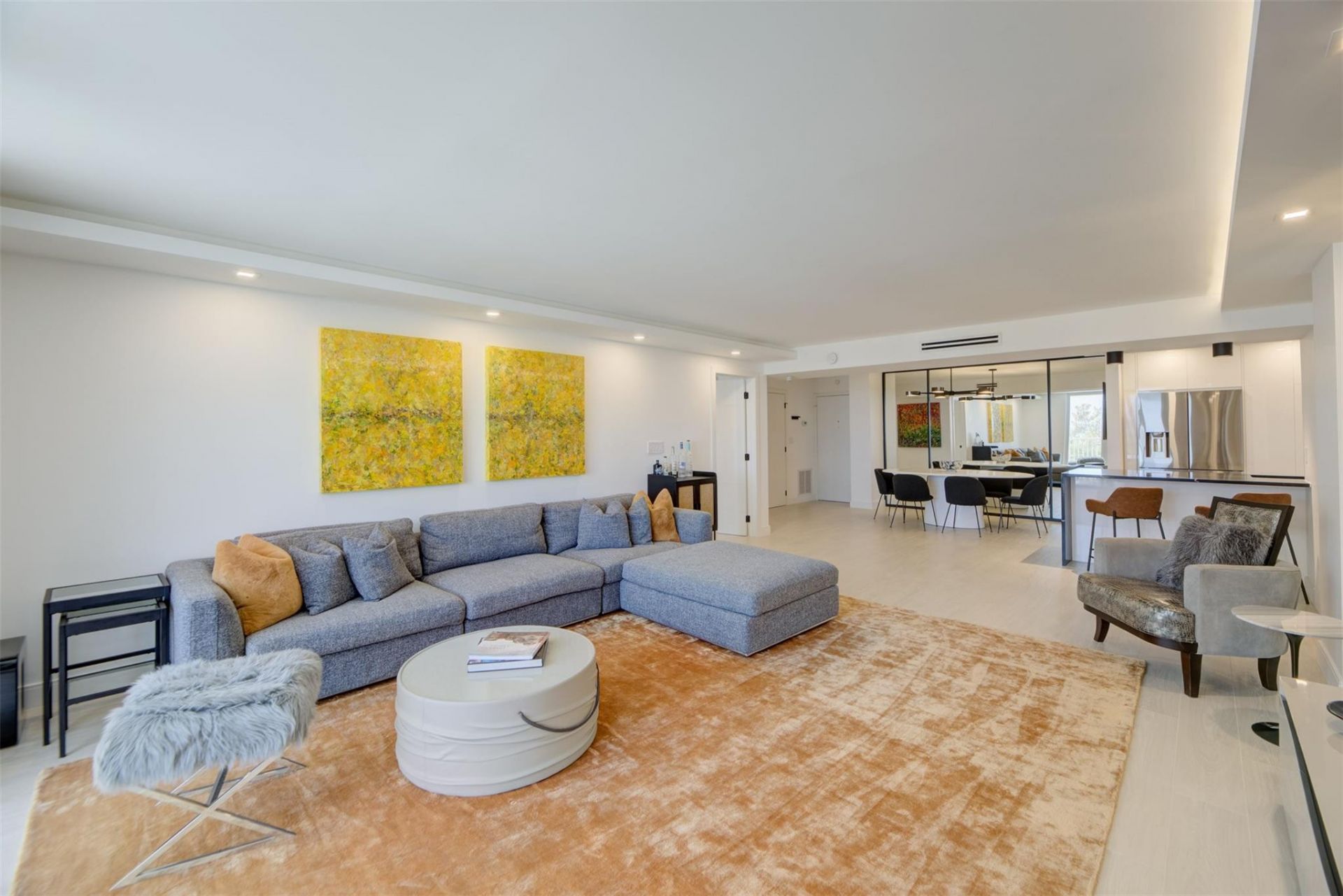 1 Las Olas Circle, Unit 404, Fort Lauderdale, FL 33316 Photo