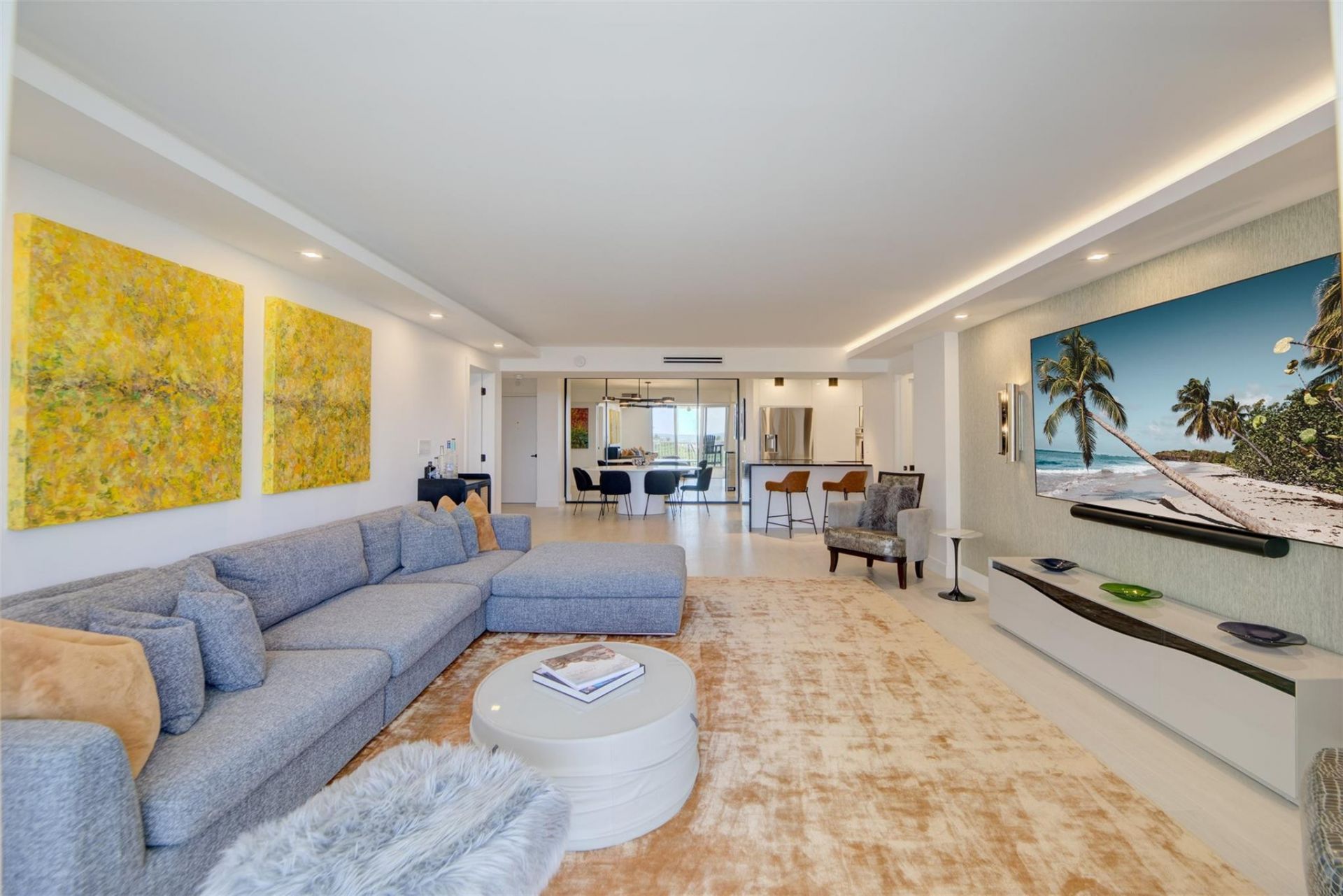1 Las Olas Circle, Unit 404, Fort Lauderdale, FL 33316 Photo