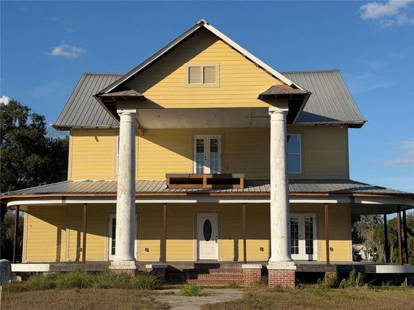 701 1ST STREET NE, FORT MEADE, FL 33841