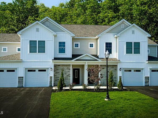 26 Reed's Hollow, Saratoga Springs, NY 12866