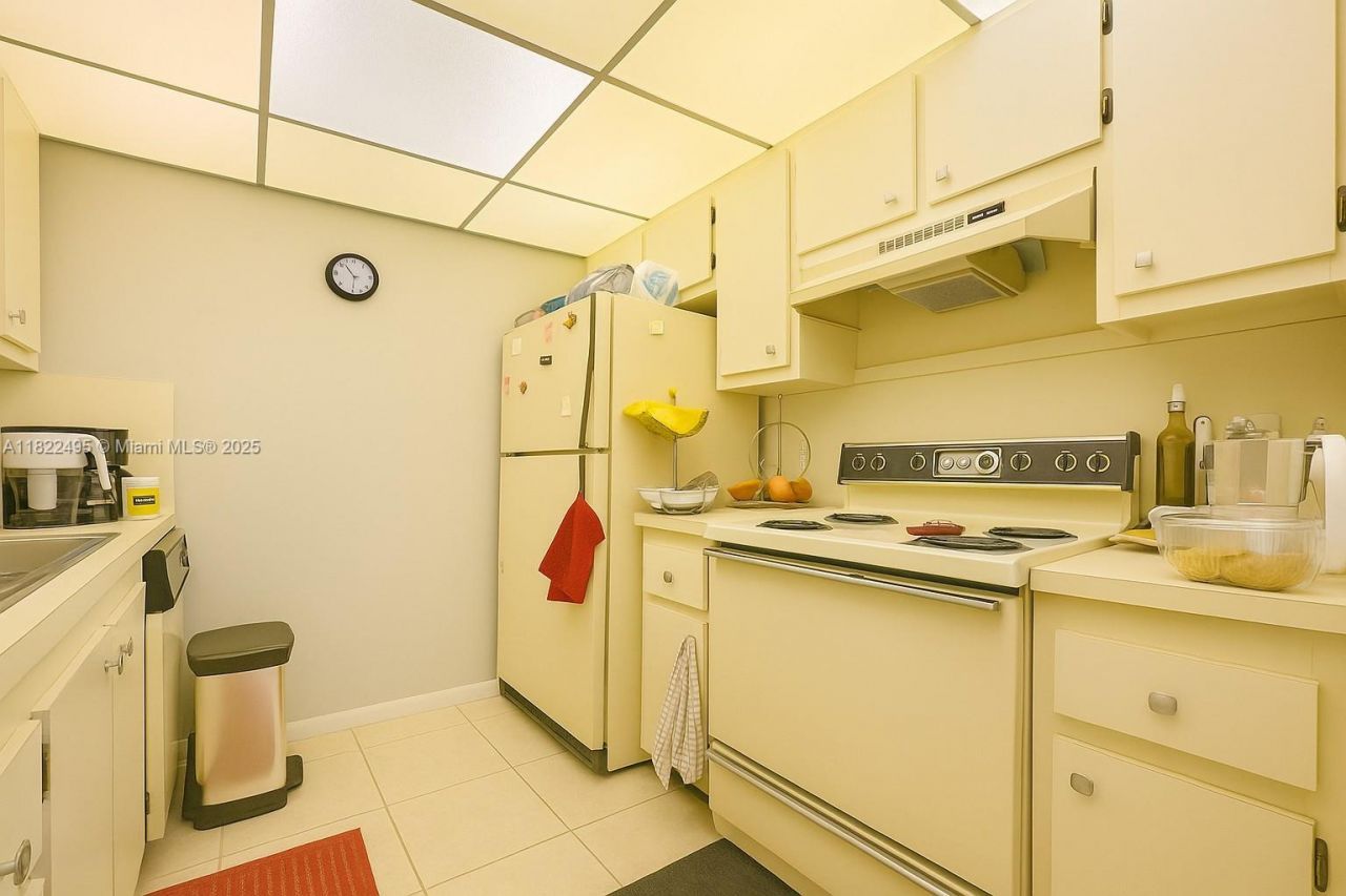 801 SW 133rd Ter, Unit 308K, Pembroke Pines, FL 33027 Photo