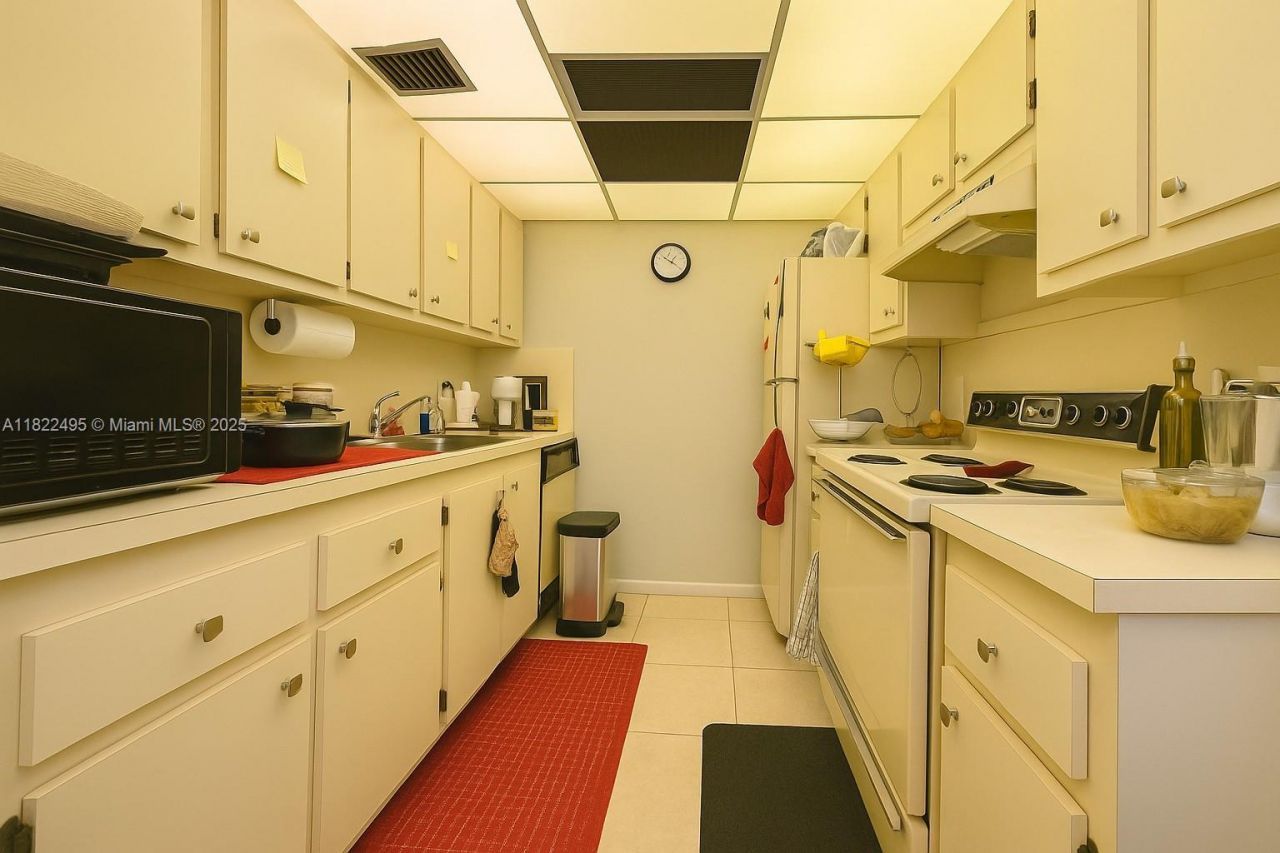 801 SW 133rd Ter, Unit 308K, Pembroke Pines, FL 33027 Photo