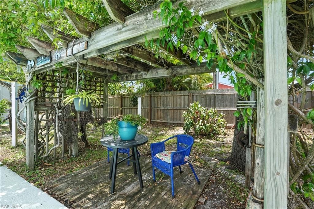 4011 Coconut Cir S, Naples, FL 34104 Photo