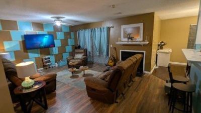 806 Greenmeadow Drive Photo 13