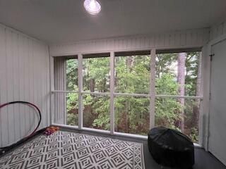 806 Greenmeadow Drive Photo 14