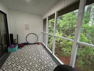 806 Greenmeadow Drive Photo 15