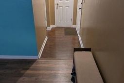 806 Greenmeadow Drive photo 4