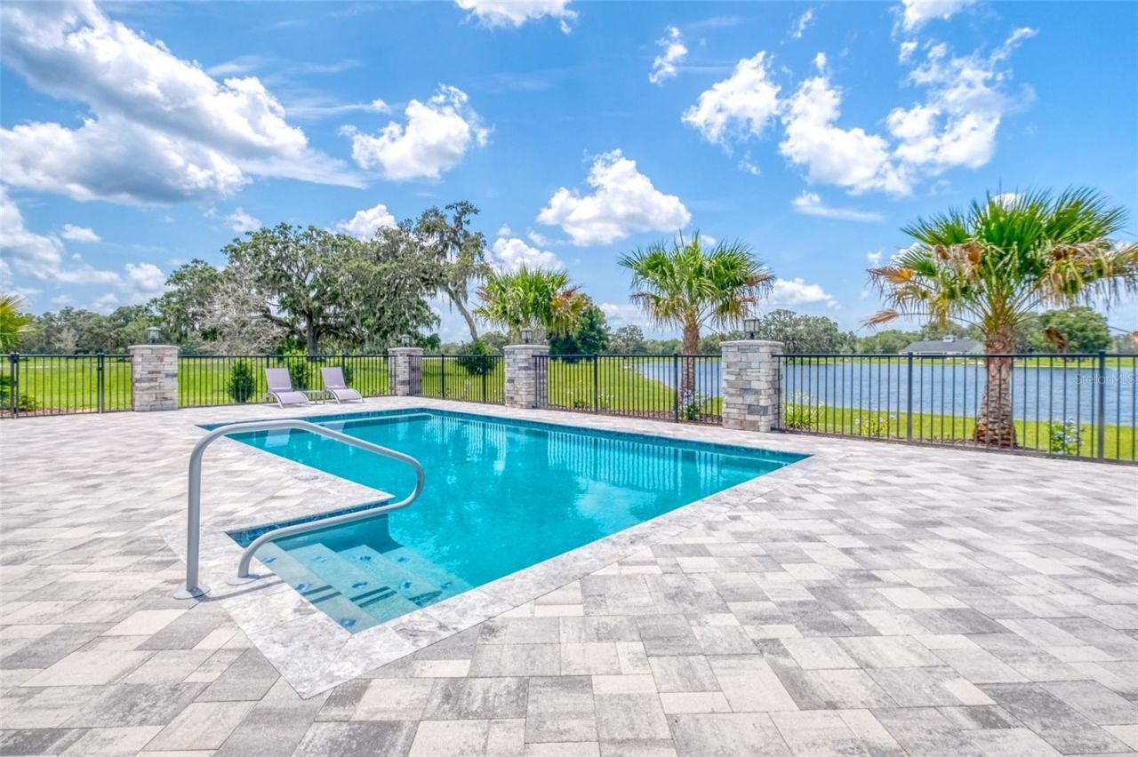 12902 SW 138th Loop, Dunnellon, FL 34432 Photo