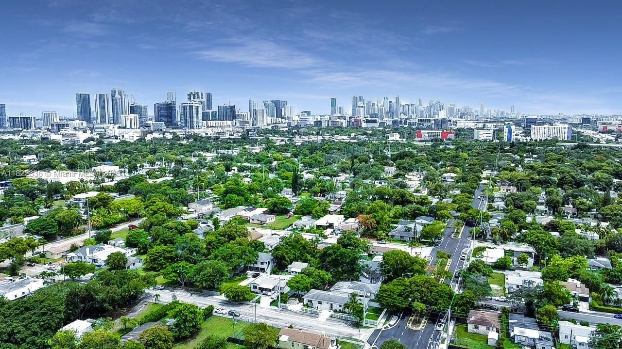 337 NW 48th St, Miami, FL 33127 Photo