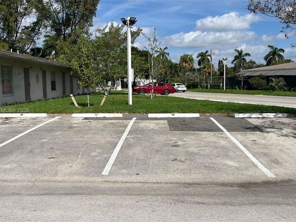 550 NE 44th St, Unit M2, Deerfield Beach, FL 33064