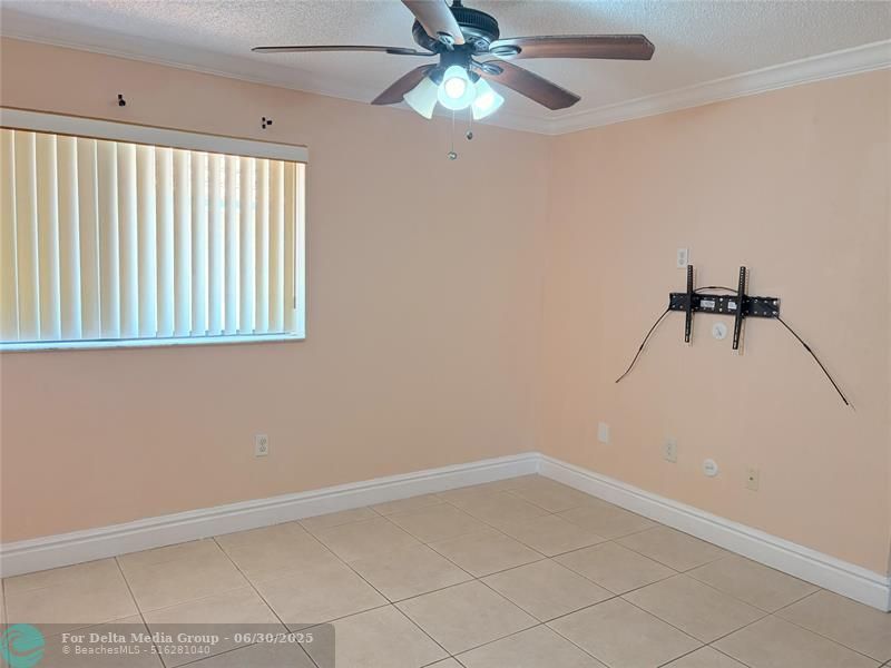 2760 W 62nd Place, Unit 203, Hialeah, FL 33016 Photo