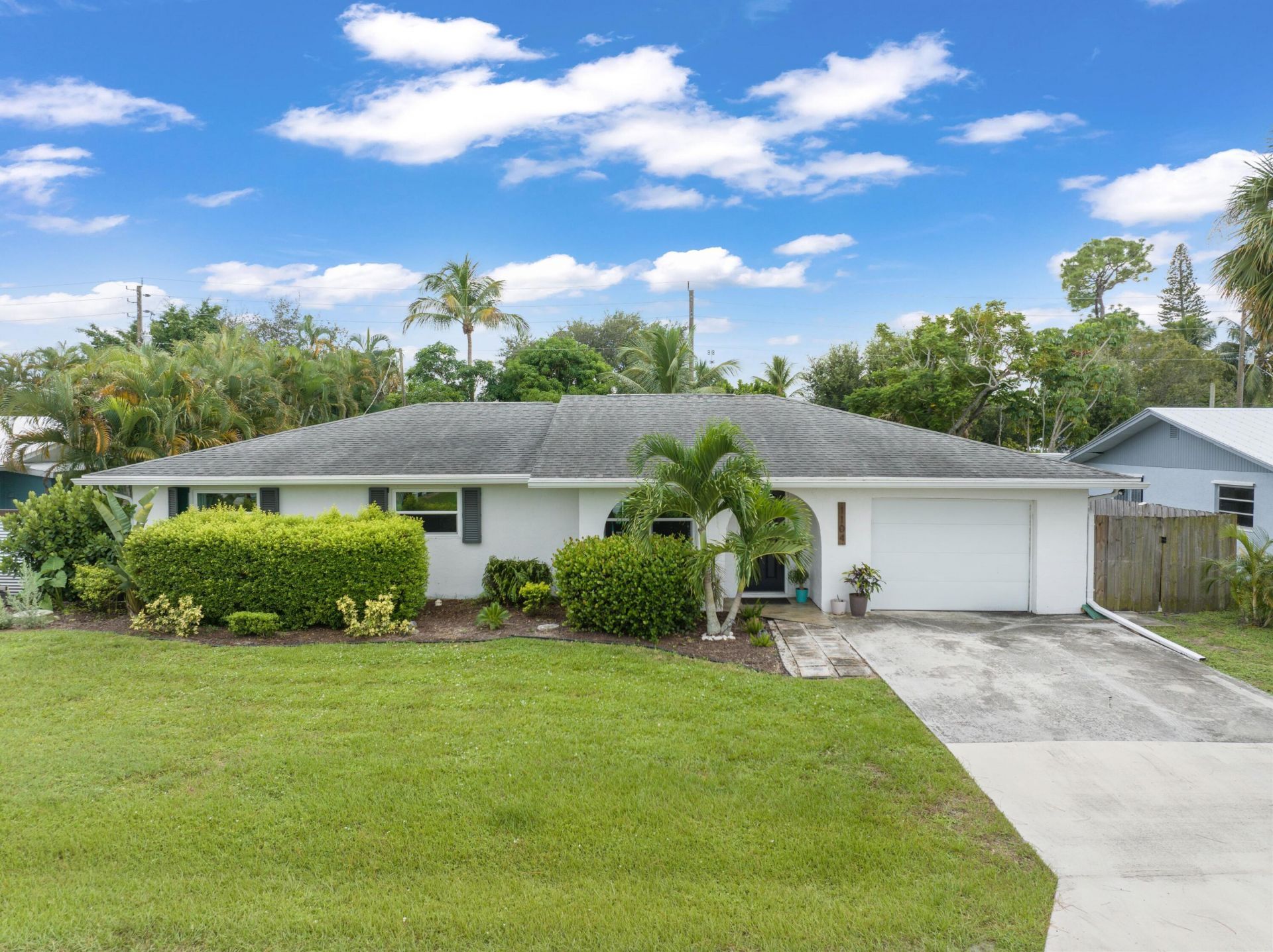 1104 NW 12th Terrace, Stuart, FL 34994 Photo