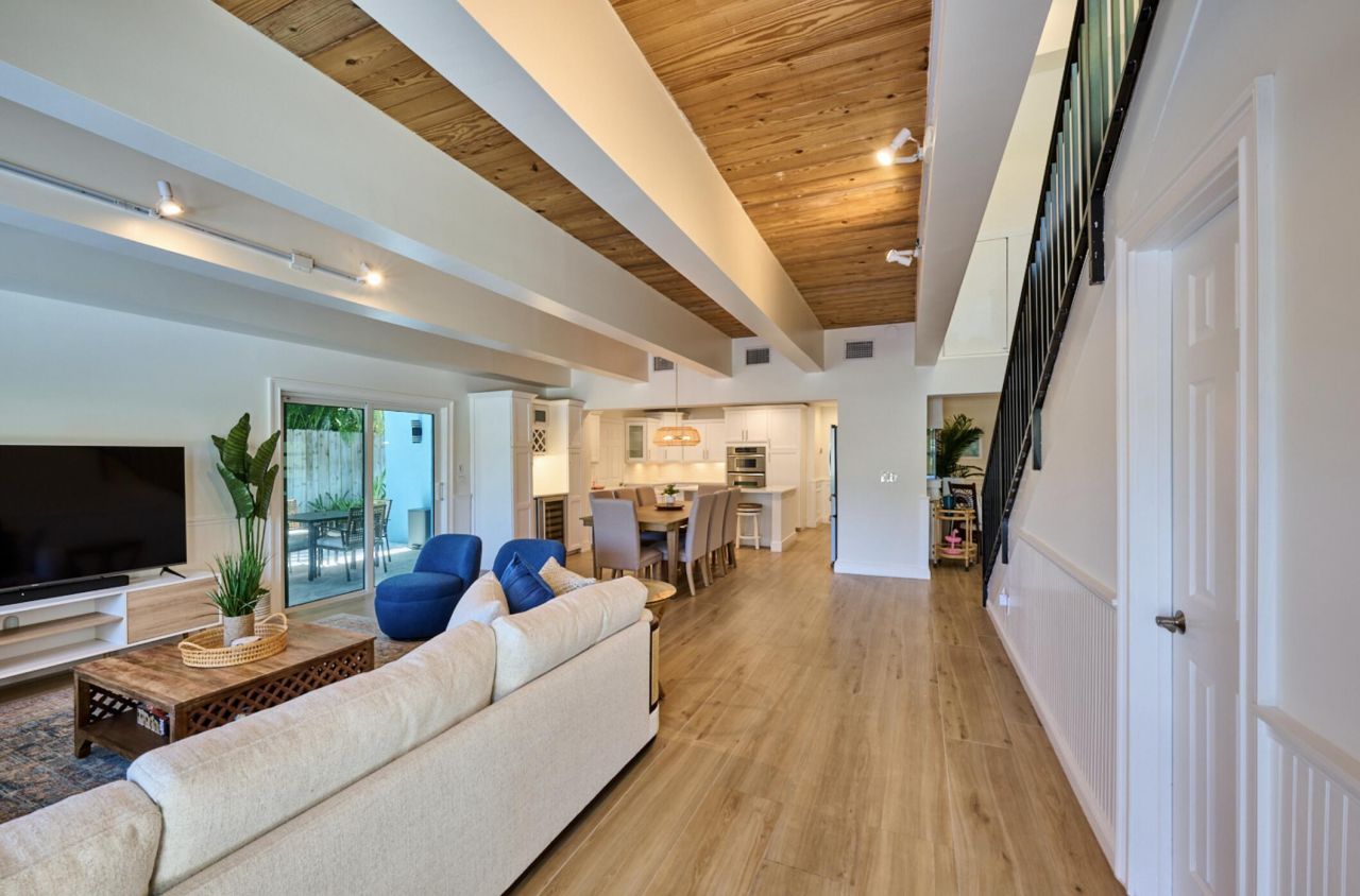 100 Neptune Drive, Hypoluxo, FL 33462 Photo