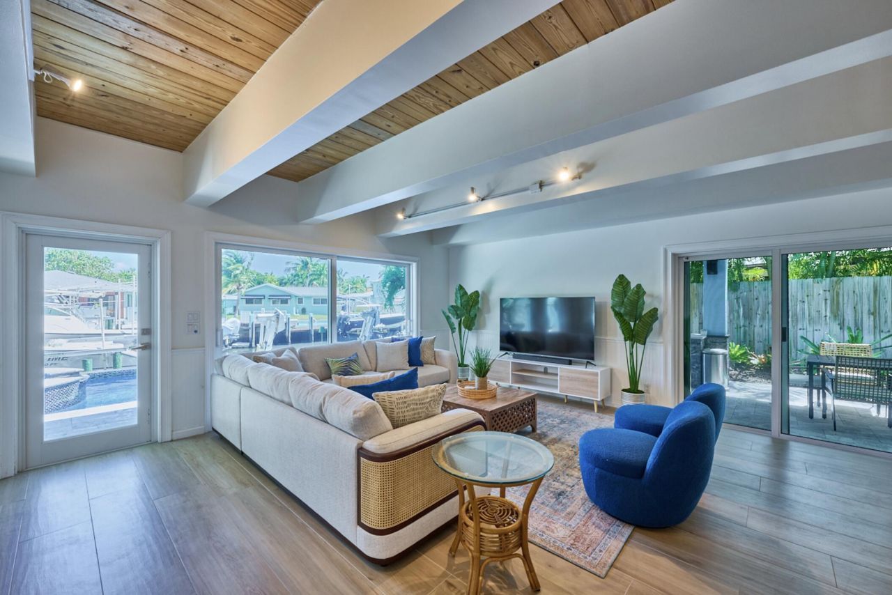 100 Neptune Drive, Hypoluxo, FL 33462 Photo