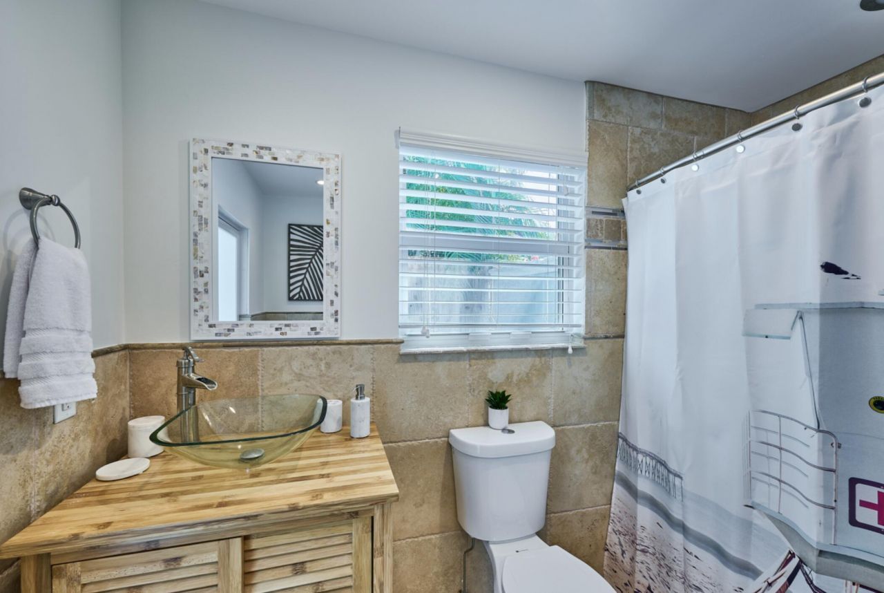 100 Neptune Drive, Hypoluxo, FL 33462 Photo