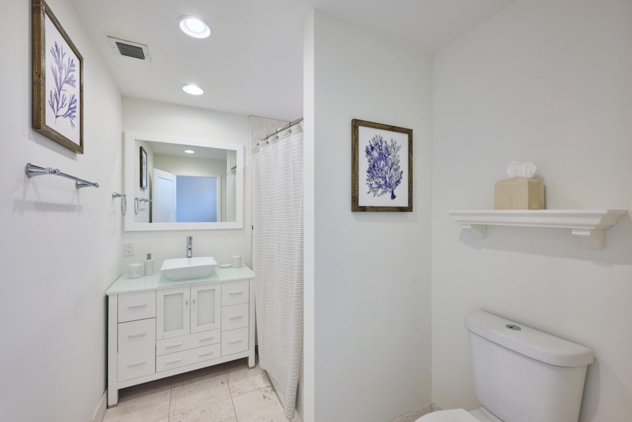 100 Neptune Drive, Hypoluxo, FL 33462 Photo