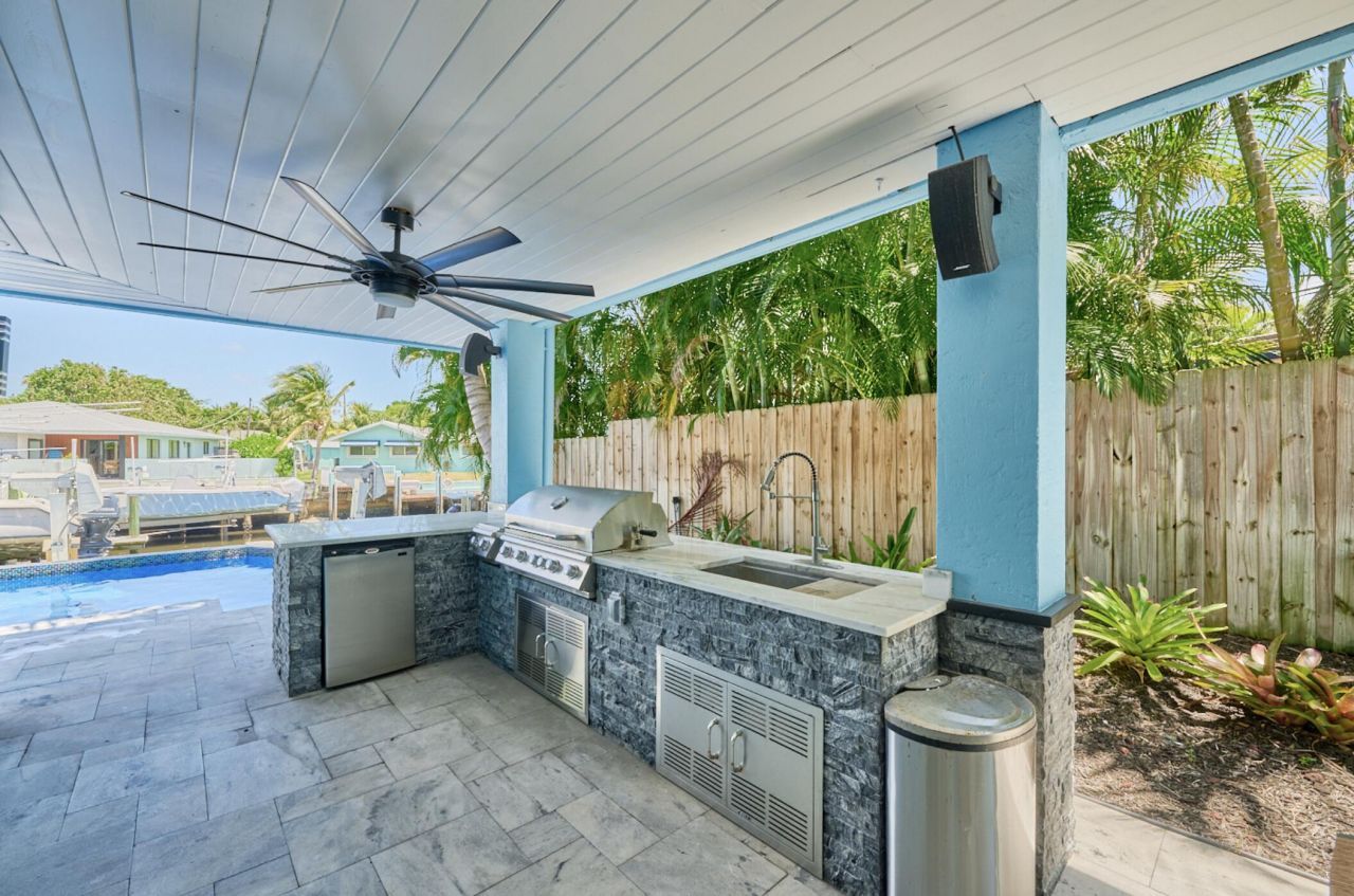 100 Neptune Drive, Hypoluxo, FL 33462 Photo