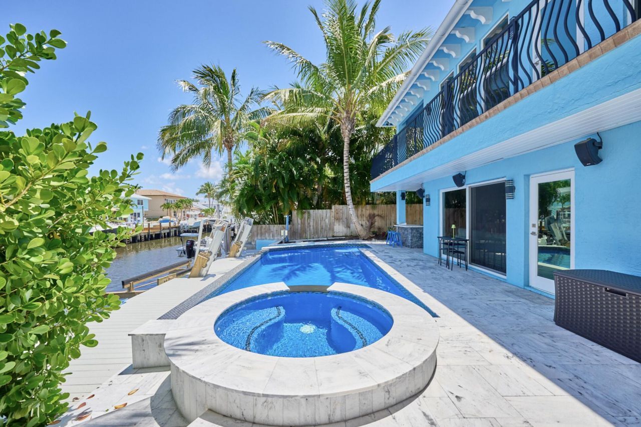 100 Neptune Drive, Hypoluxo, FL 33462 Photo