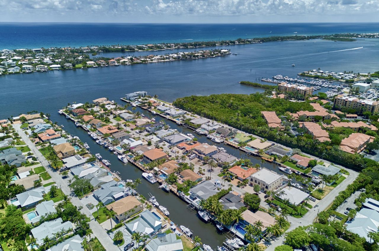 100 Neptune Drive, Hypoluxo, FL 33462 Photo