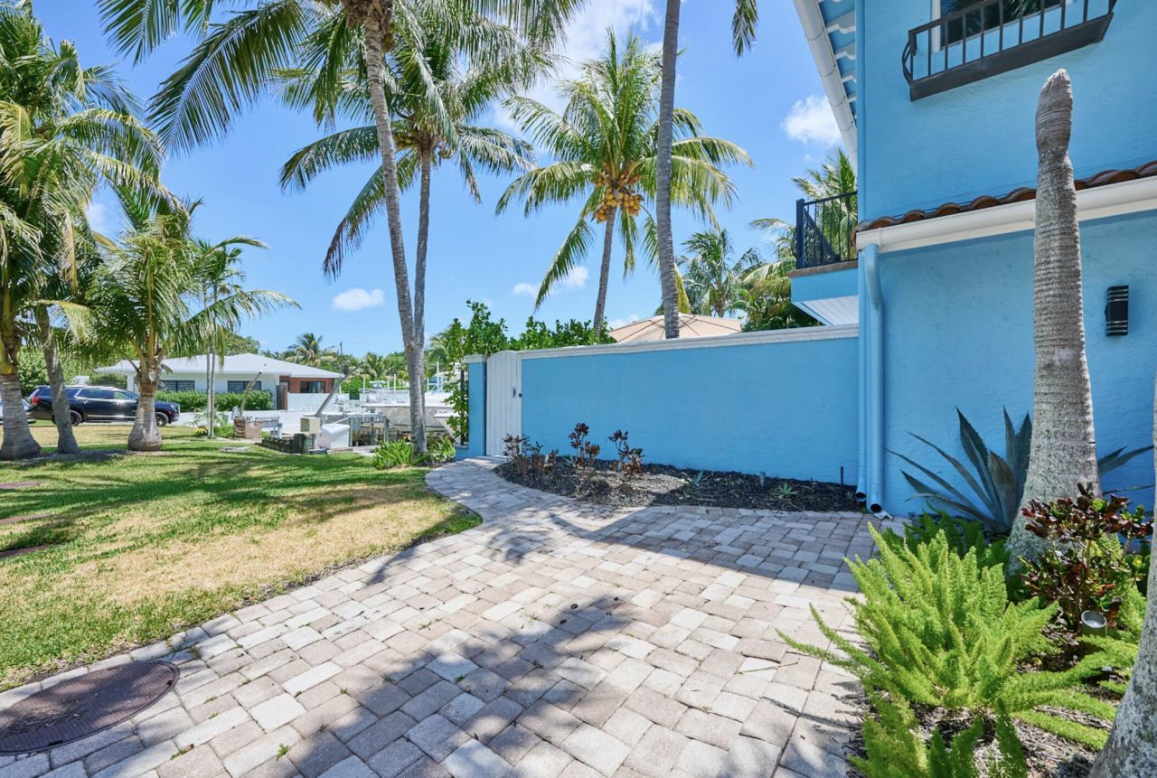 100 Neptune Drive, Hypoluxo, FL 33462 Photo