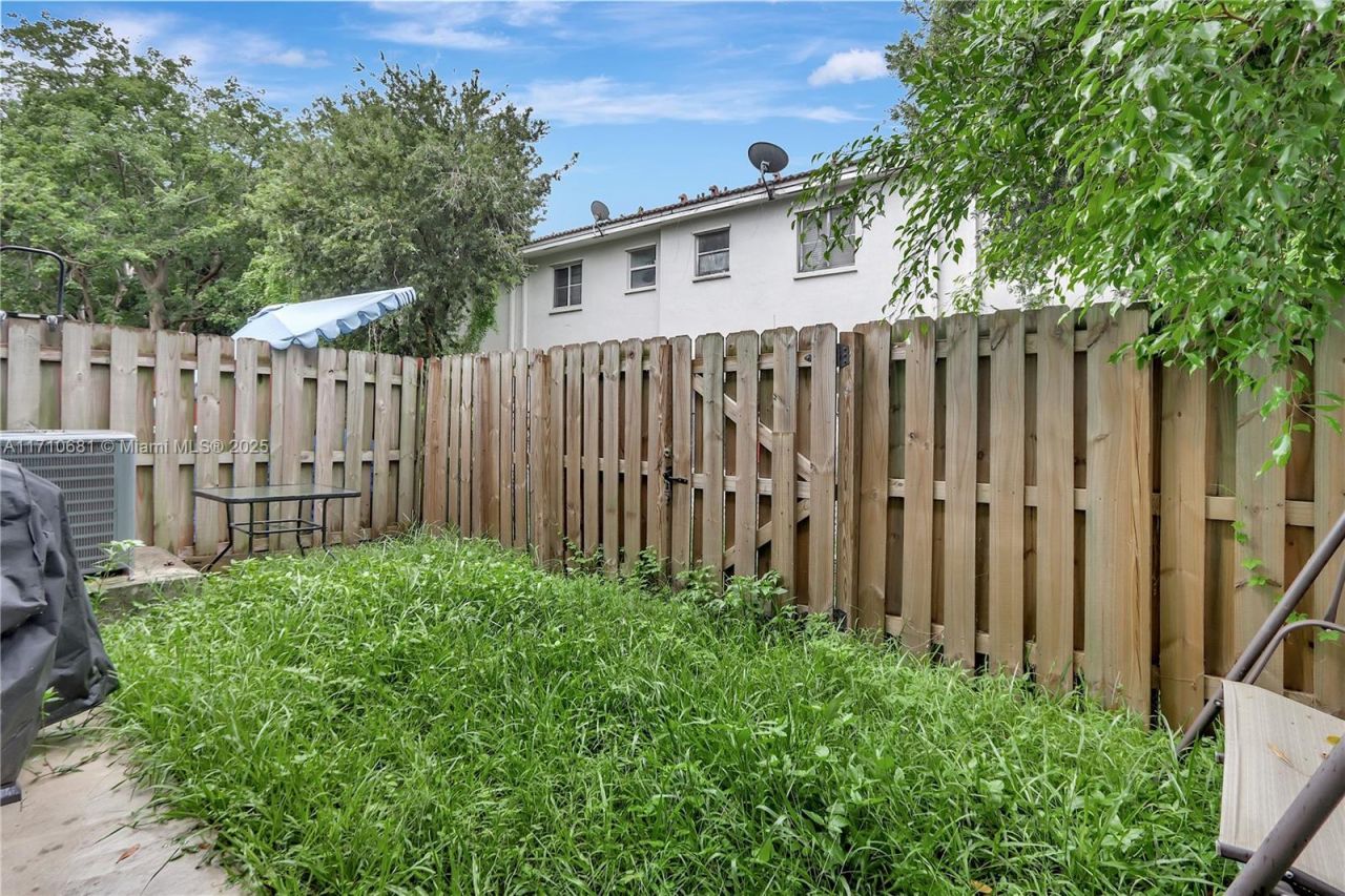 2874 SE 15th Rd, Unit 52, Homestead, FL 33035 Photo