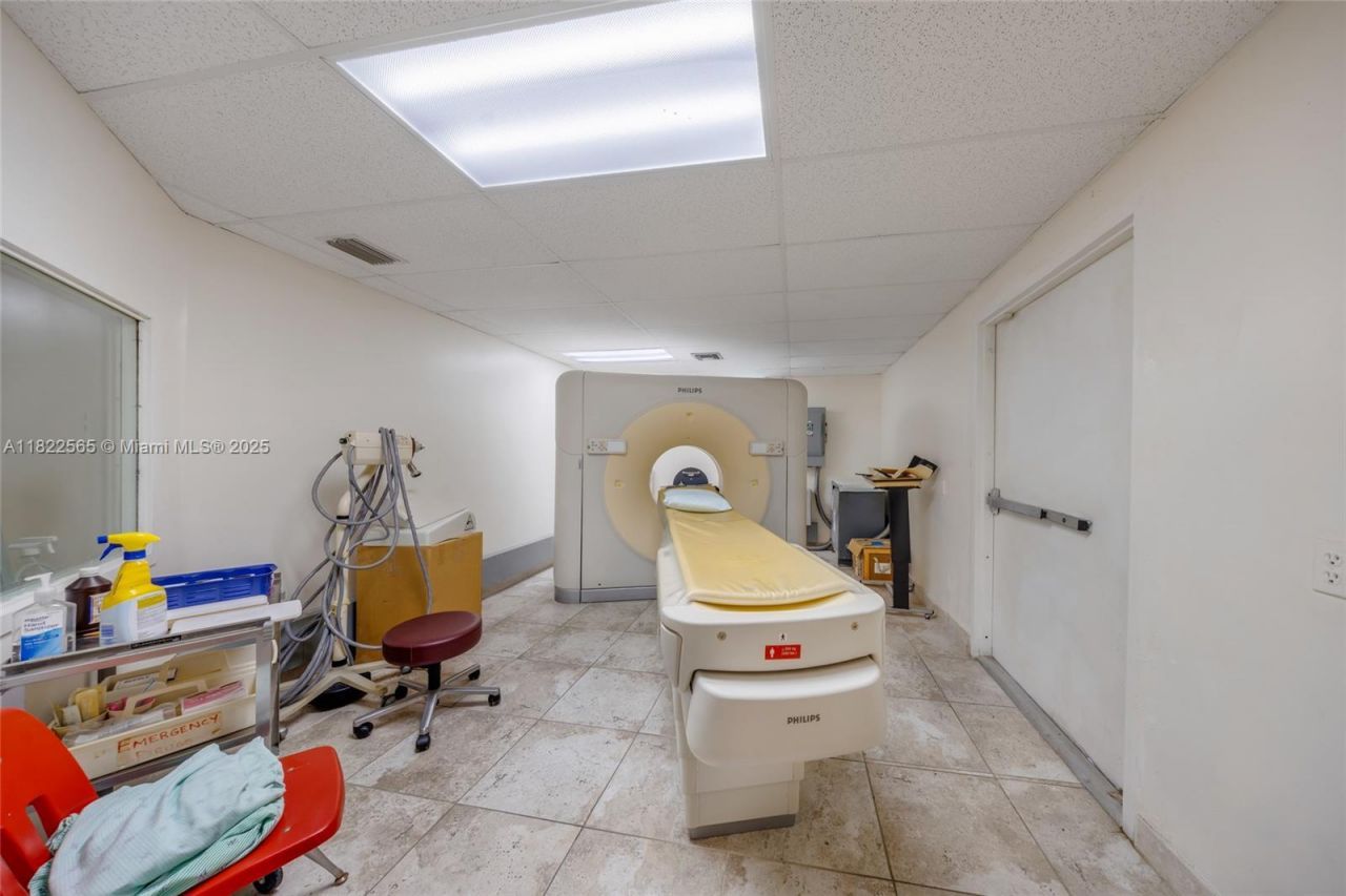 9765 SW 184th St, Palmetto Bay, FL 33157 Photo