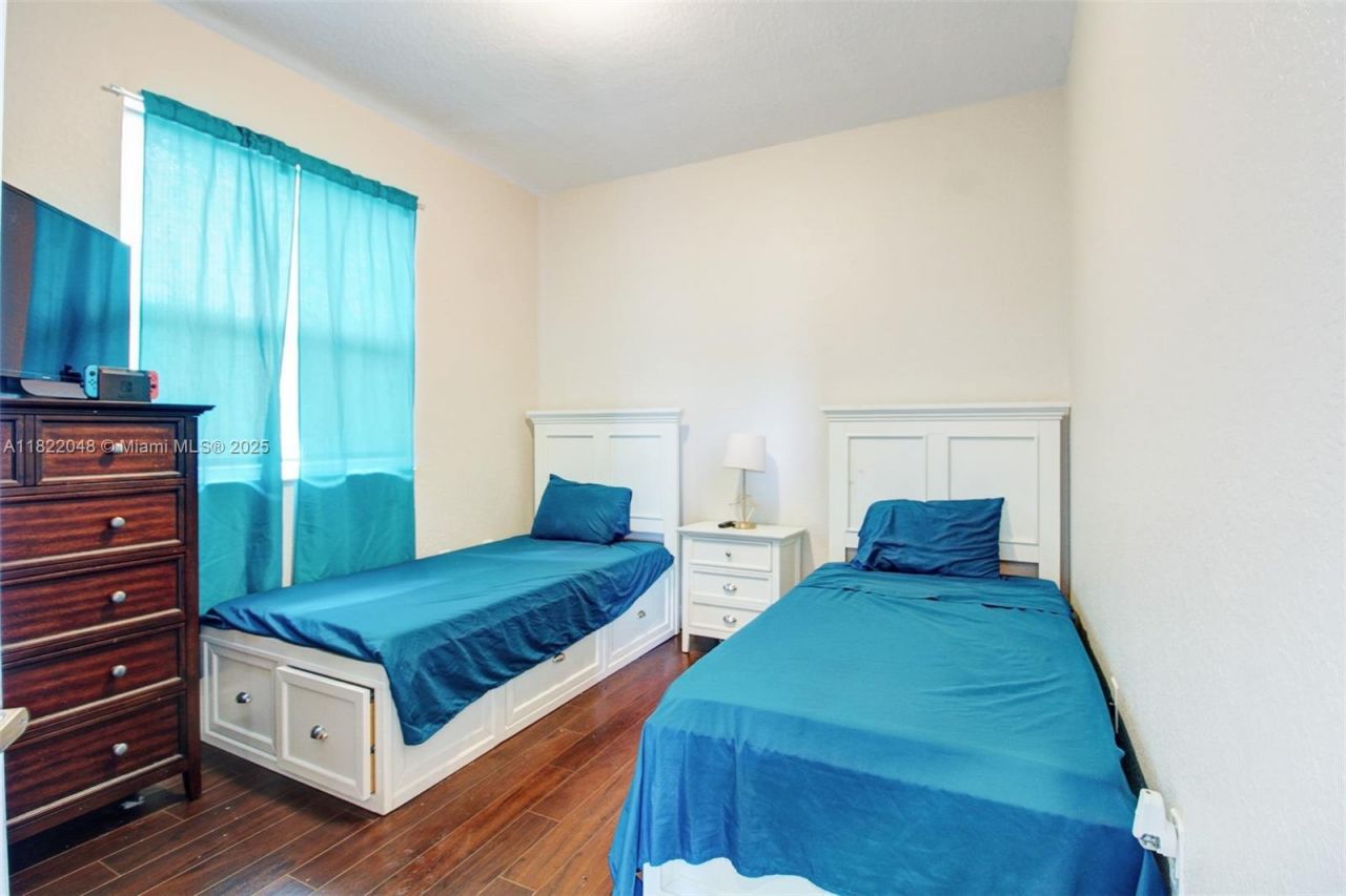 2131 NE 37th Rd, Homestead, FL 33033 Photo